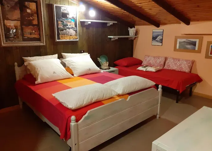 Hostel Casa Rugiada - *