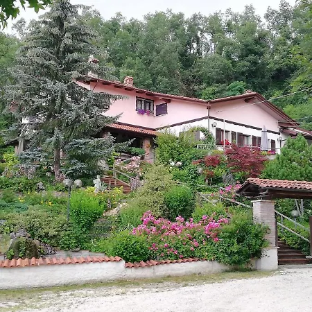 Vandrerhjem Casa Rugiada - *